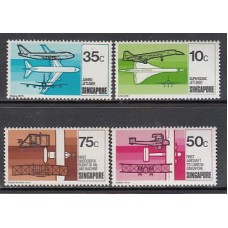 Singapur - Correo Yvert 310/3 ** Mnh   Aviación