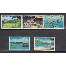 San Vicente - Correo Yvert 409/13 ** Mnh