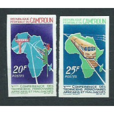 Camerun - Correo Yvert 434/5 Sin dentar ** Mnh  Trenes