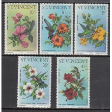 San Vicente - Correo Yvert 444/8 ** Mnh Flores  Sobrecarga Specimen