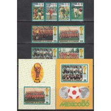 San Vicente-Grenadines - Correo Yvert 459/66+H.14/5 ** Mnh Deportes fútbol