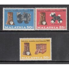 Malaysia - Correo Yvert 53/5 ** Mnh