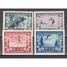 Austria - Correo 1933 Yvert 426/9 * Mh Deportes