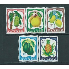 Guinea Republique - Correo Yvert 16/20 ** Mnh  Frutos