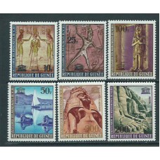 Guinea Republique - Correo Yvert 208/12+A.49 ** Mnh  UNESCO