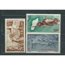 Madagascar - Aereo Yvert 63/4A ** Mnh  Avión