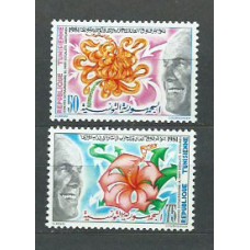 Tunez - Correo Yvert 934/5 ** Mnh  Flores