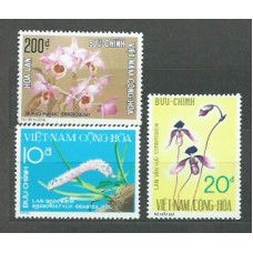 Vietnam del Sur - Correo Yvert 495/97 ** Mnh  Flores