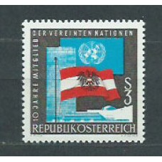 Austria - Correo 1965  Yvert 1032 ** Mnh Bandera