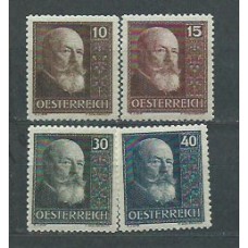 Austria - Correo 1928 Yvert 374/7 * Mh Personajes