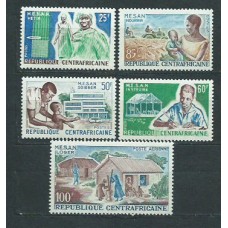 Centroafrica - Correo Yvert 51/4+A.33 ** Mnh