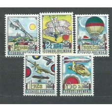 Checoslovaquia - Correo 1977 Yvert 2232/6 ** Mnh Zeppelin aviones