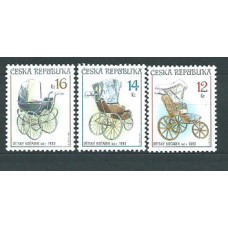 Chequia - Correo 2004 Yvert 380/82 ** Mnh Coches infantiles