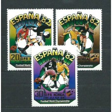 Corea del Norte - Correo 1981 Yvert 1640/2 ** Mnh  Deportes fútbol