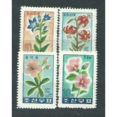 Corea del Norte - Correo 1960 Yvert 223/7 * Mh  Flores