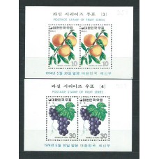 Corea del Sur - Hojas 1974 Yvert 258/9 * Mh  Frutos