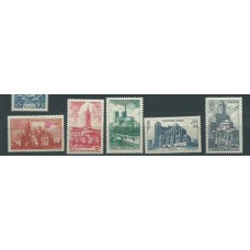 Francia - Correo 1947 Yvert 772/6 ** Mnh  Catedrales