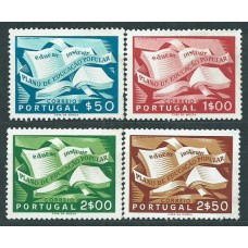 Portugal - Correo 1954 Yvert 807/10 * Mh