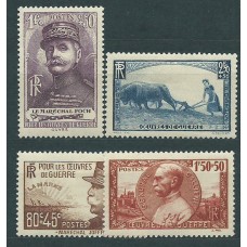 Francia - Correo 1940 Yvert 454/57 * Mh  Personajes