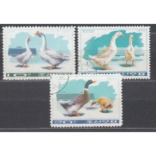 Corea del Norte - Correo 1976 Yvert 1387/9 Usado