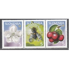 Eslovenia Correo 2000 Yvert 288/90 ** Mnh  Flores - Insectos