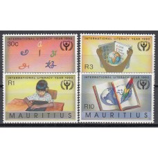 Mauricio Correo Yvert 748/51 ** Mnh