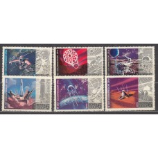 Rusia - Correo 1972 Yvert 3870/5 ** Mnh Astro