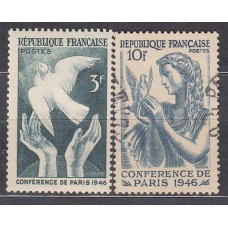 Francia - Correo 1946 Yvert 761/2 usado   Conferencia de paz