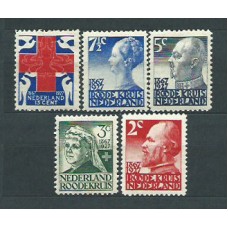 Holanda - Correo 1927 Yvert 190/4 * Mh Cruz Roja