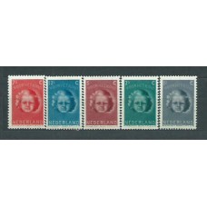 Holanda - Correo 1945 Yvert 434/8 * Mh