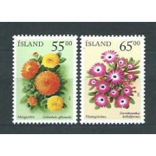 Islandia - Correo 2001 Yvert 909/10 ** Mnh Flores