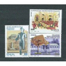 Italia - Correo 1998 Yvert 2307/9 ** Mnh Patrimonio Artistico