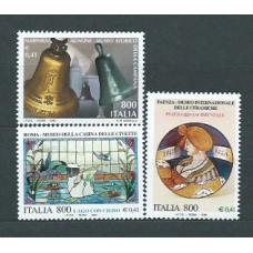 Italia - Correo 1999 Yvert 2357/9 ** Mnh Tesoros de Museos