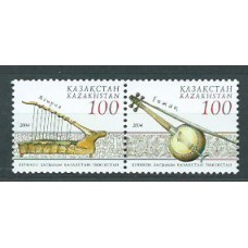 Kazakhstan - Correo Yvert 413/4 ** Mnh Intrumentos de Música