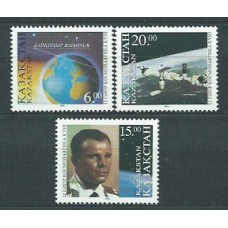 Kazakhstan - Correo Yvert 97/9 ** Mnh Astrofilatelia