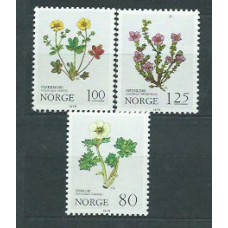 Noruega - Correo 1979 Yvert 755/7 ** Mnh Flores