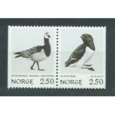 Noruega - Correo 1983 Yvert 839/40a ** Mnh Fauna. Aves
