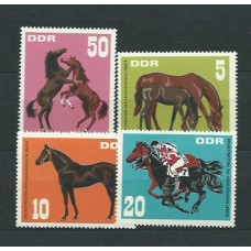 Alemania Oriental Correo 1967 Yvert 999/1002 ** Mnh Fauna. Caballos